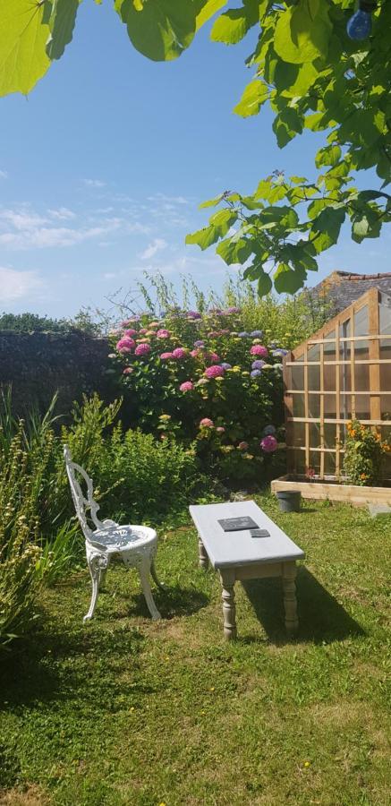 Maison Papillons Plomodiern Zewnętrze zdjęcie